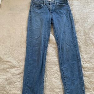 Levis shaping slim jeans